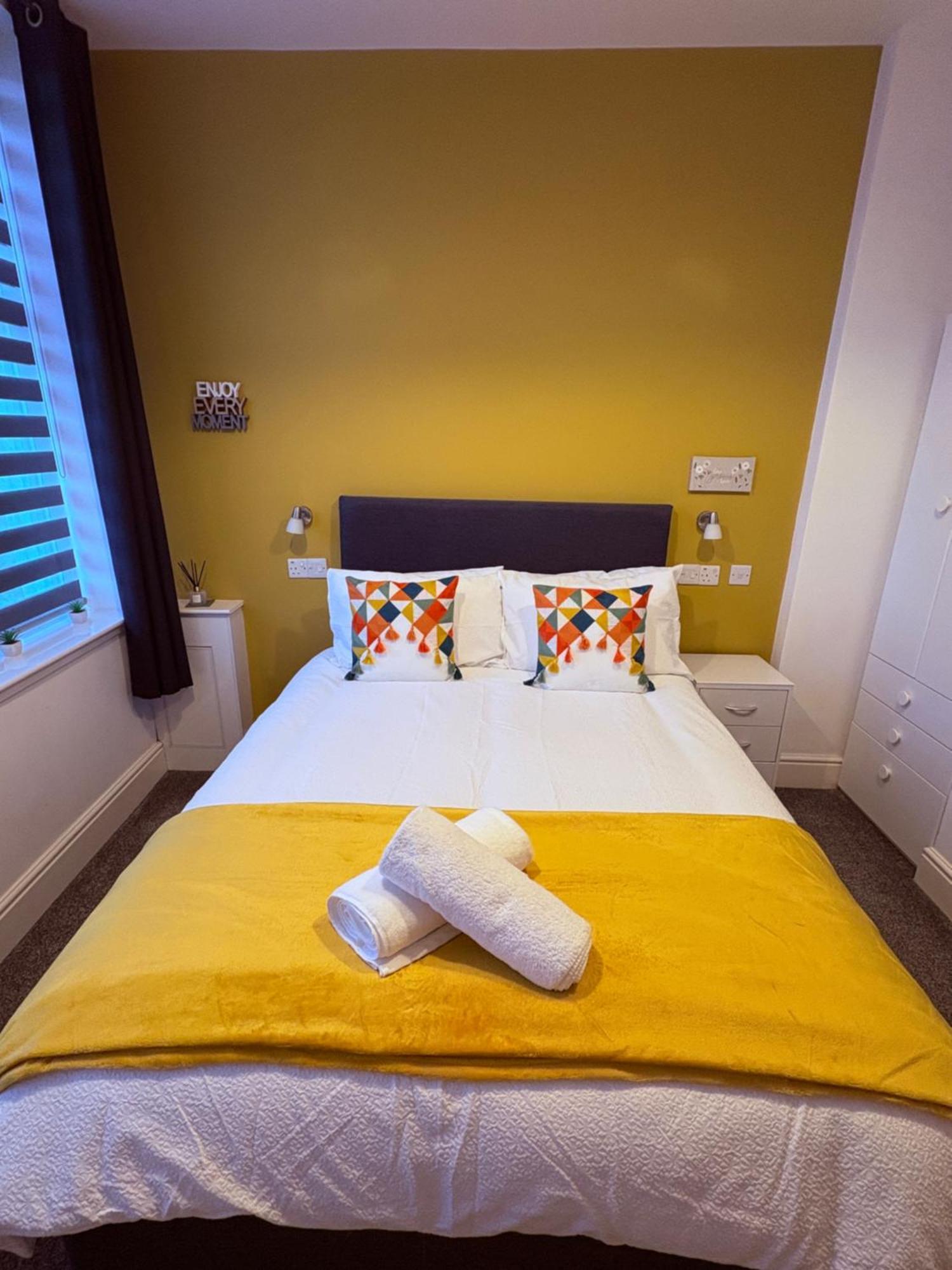 Mandela House Apartments Kirkcaldy Eksteriør billede